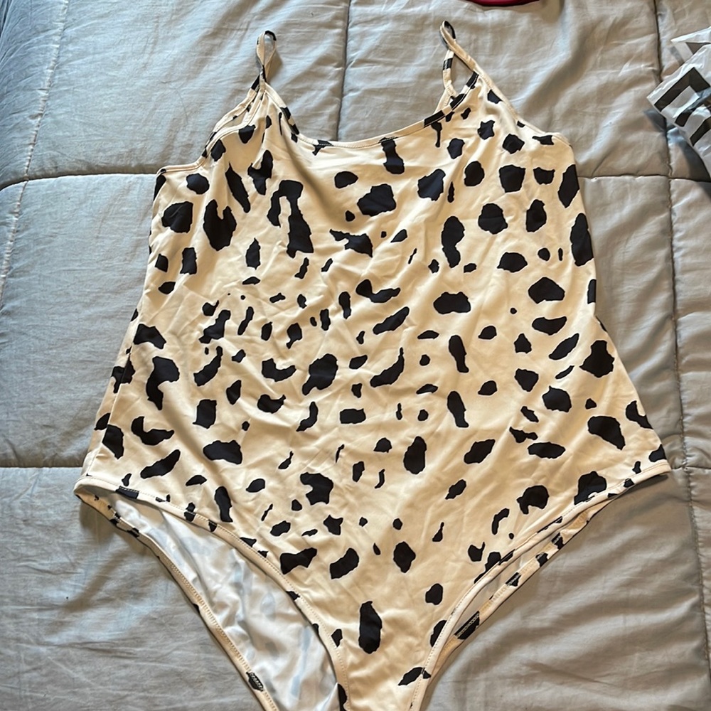 SHEIN Bodysuit